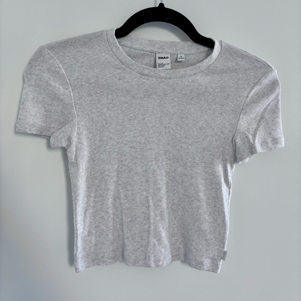 Aritzia TNA Gray Crop Tshirt